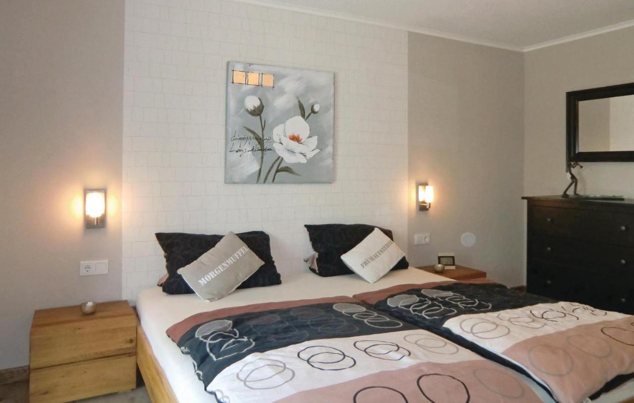 Cozy Apartment In Koerperich-Obersgegen With Wifi Korperich Exteriör bild
