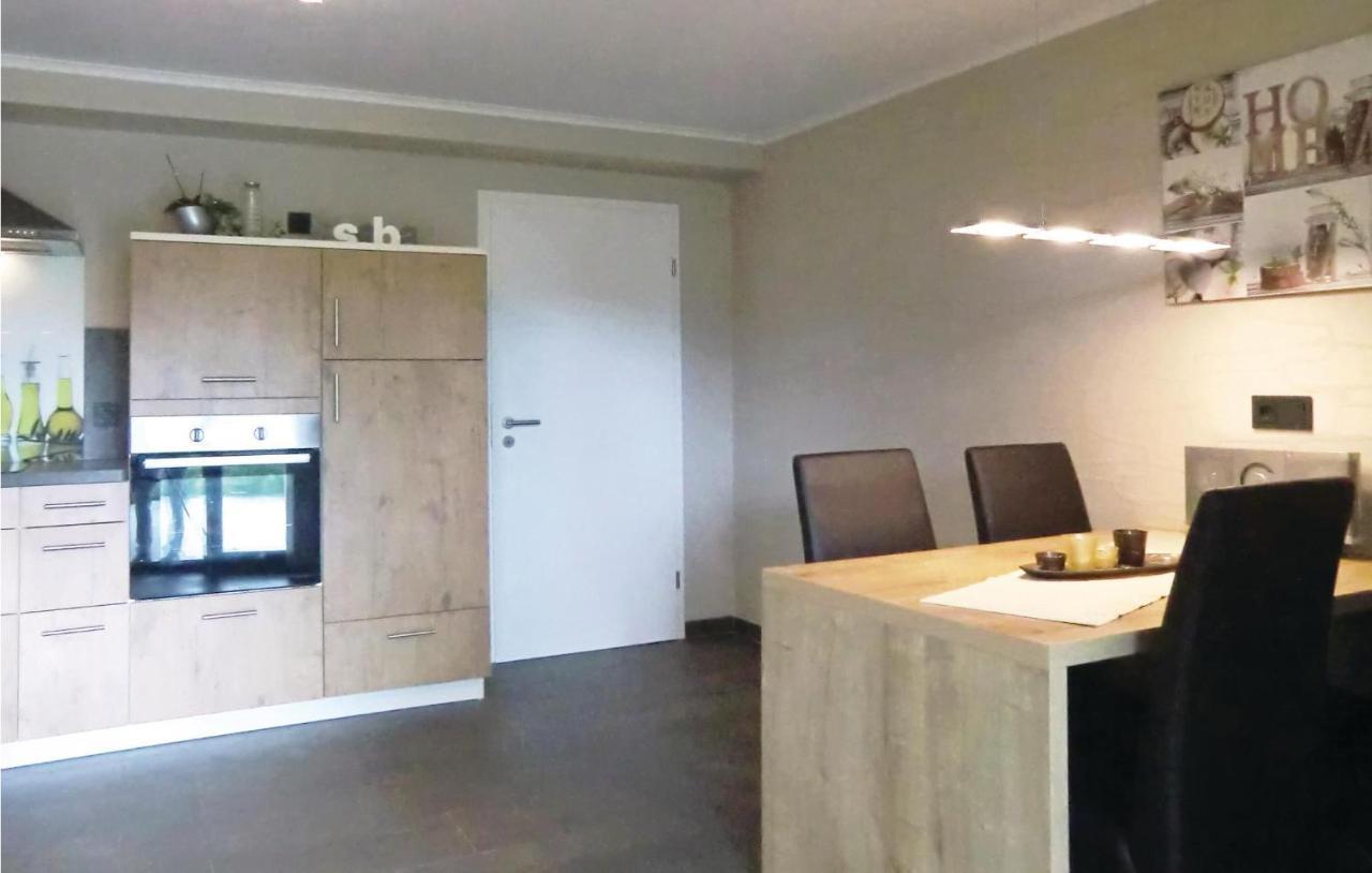 Cozy Apartment In Koerperich-Obersgegen With Wifi Korperich Exteriör bild